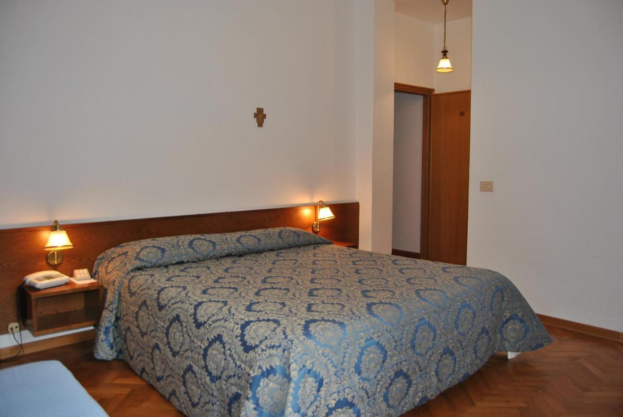 רג'לו Hotel Archimede חדר תמונה